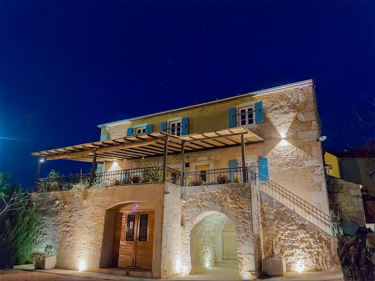 Vila Ca'pietra, Rustic Stone House