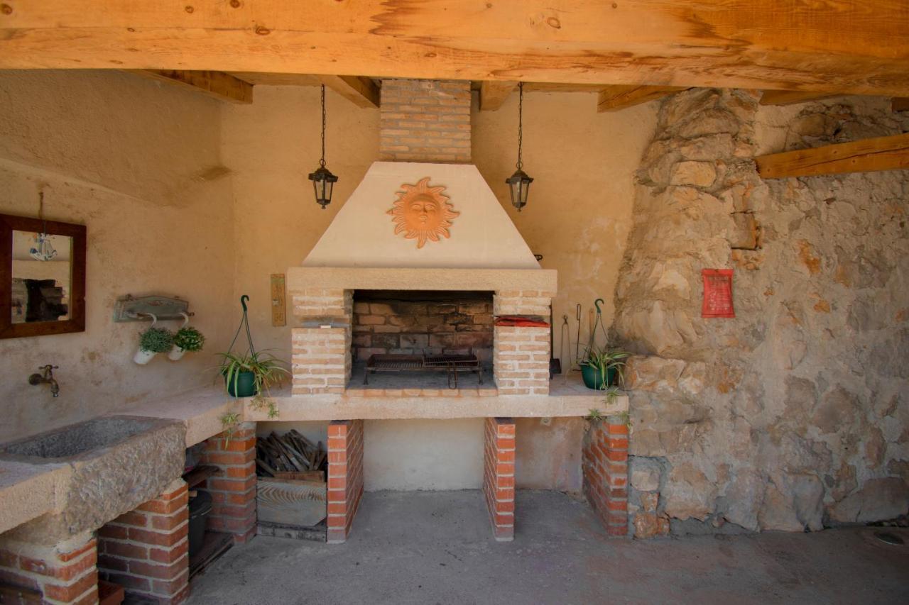 Ca'pietra, Rustic Stone House