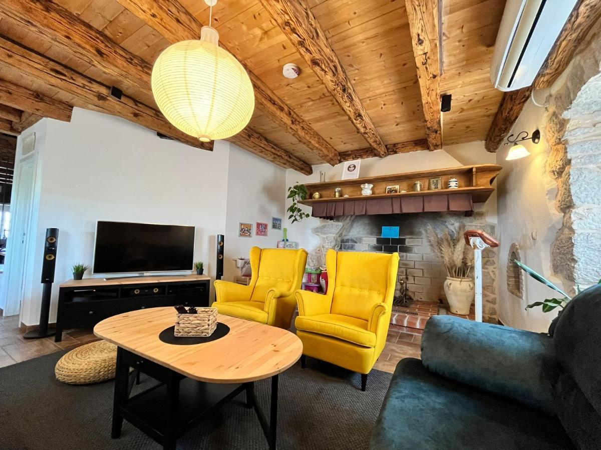 Vila Ca'pietra, Rustic Stone House Malinska