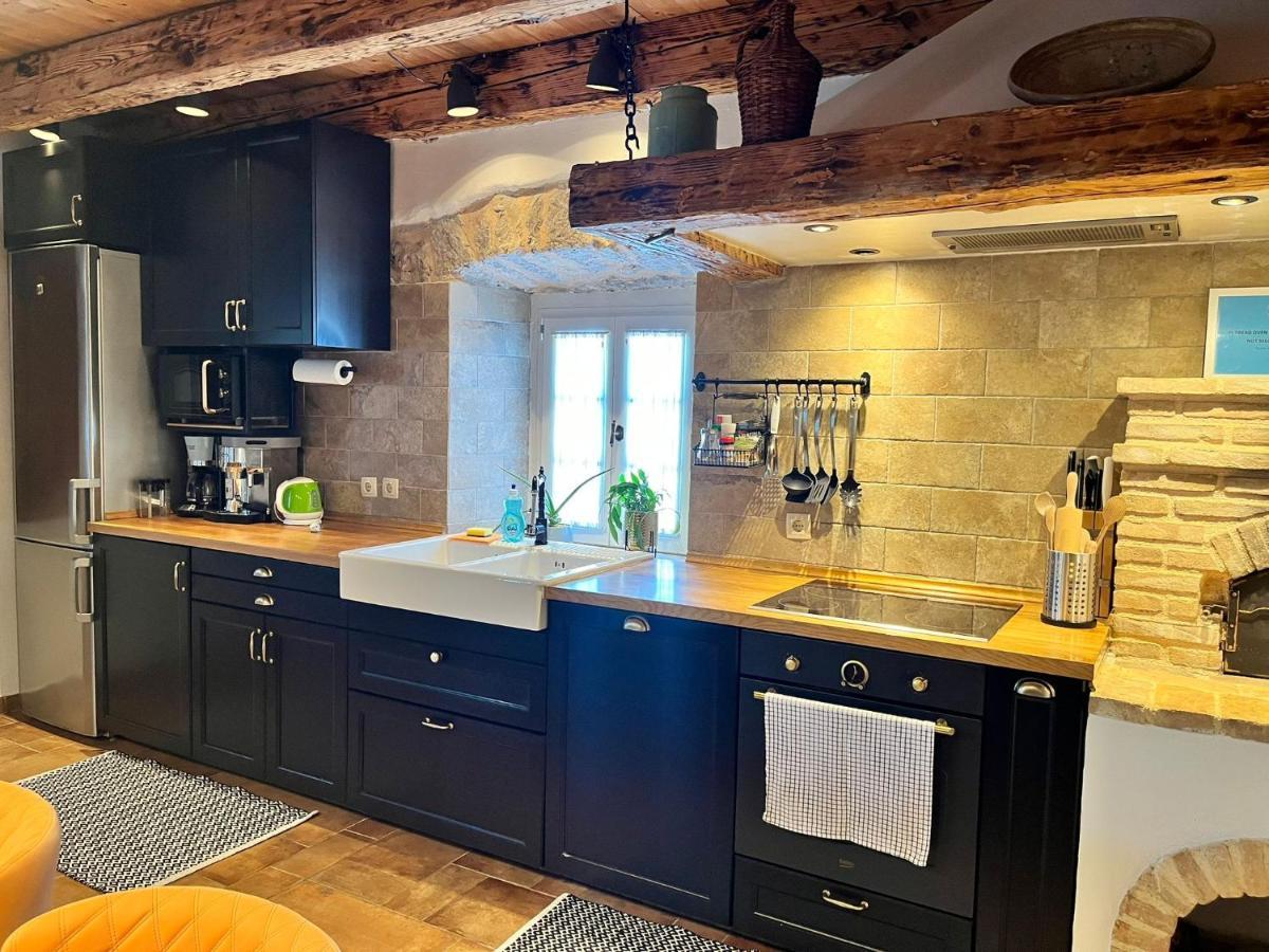 Ca'pietra, Rustic Stone House *