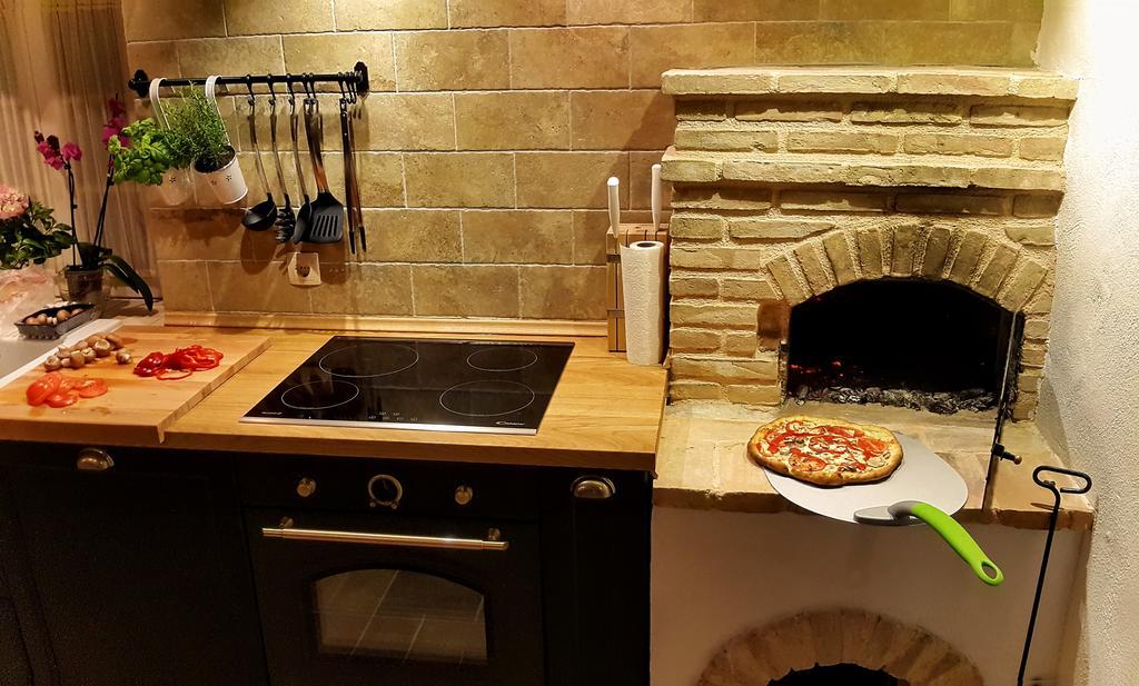 Ca'pietra, Rustic Stone House Vila *
