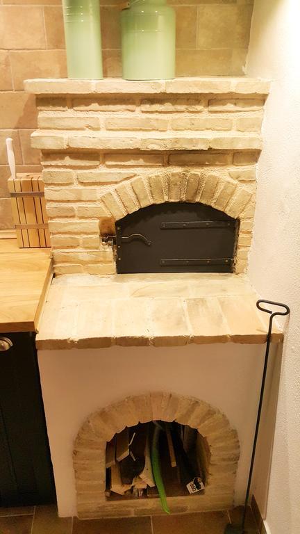 Ca'pietra, Rustic Stone House