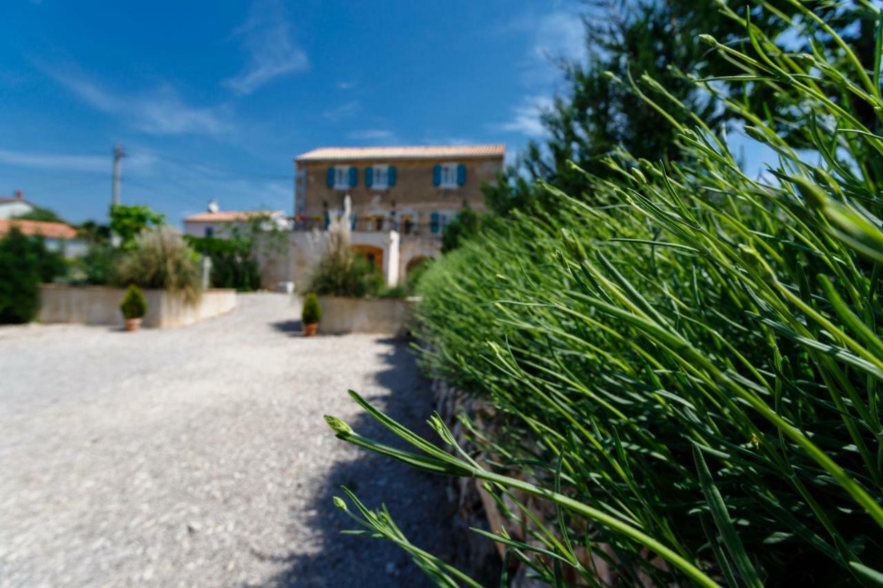 Ca'pietra, Rustic Stone House Villa *