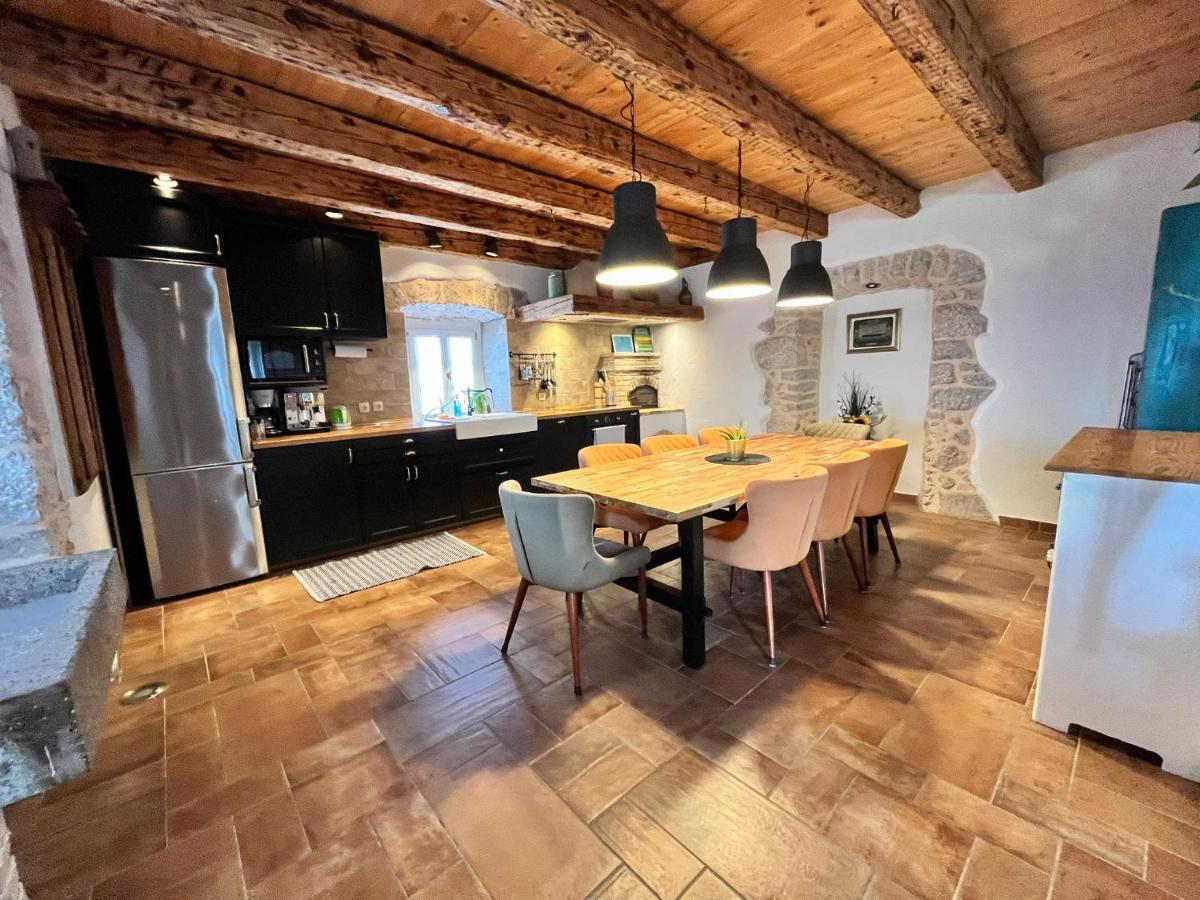 Ca'pietra, Rustic Stone House Malinska